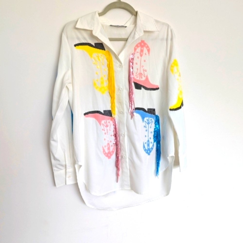 Casual Button Down Shirt with Artistic Design
